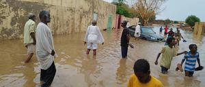 In der Regenzeit steigen in vielen Regionen Afrikas die Cholera-Zahlen (Archivbild)
