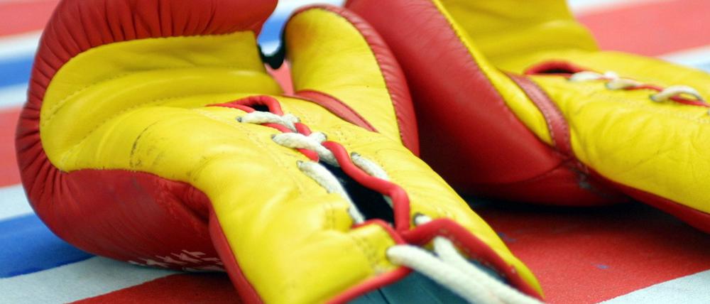 Der japanische Boxsport trauert um zwei Athleten.