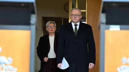 Australiens Premier Anthony Albanese schließt sich Frankreich und Kanada an.
