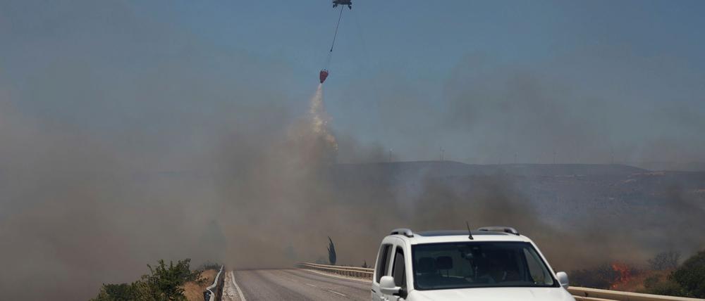 Ein Waldbrand Anfang Juli in der Provinz Izmir (Archivbild)