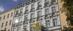 Altbaut-Fassade im Berliner Bezirk Charlottenburg Wilmersdorf. 
