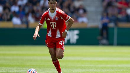 Aleksandar Pavlovic ist zurück auf dem Trainingsplatz.