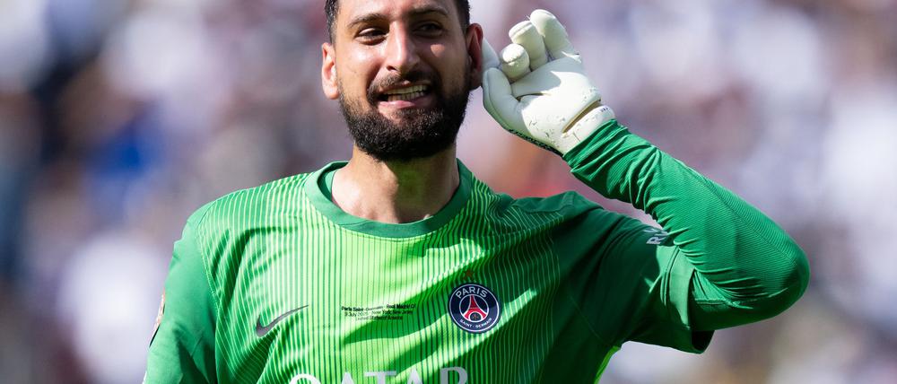 Richtig gehört? Torwart Gianluigi Donnarumma soll bei PSG vor dem Aus stehen.
