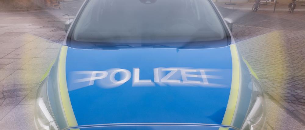 Ein Ersthelfer versuchte, die Frau zu reanimieren. (Symbolbild)