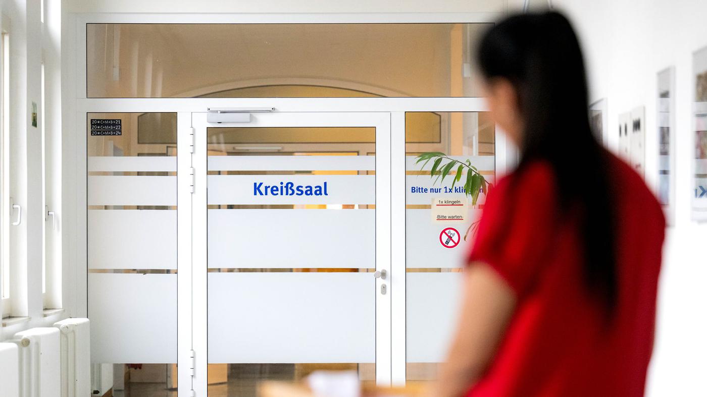 Hebammen-scheitern-vor-Berliner-Gericht-Neue-Verg-tung-hat-Bestand-Verband-warnt-vor-geburtshilflichen-Unterversorgung-