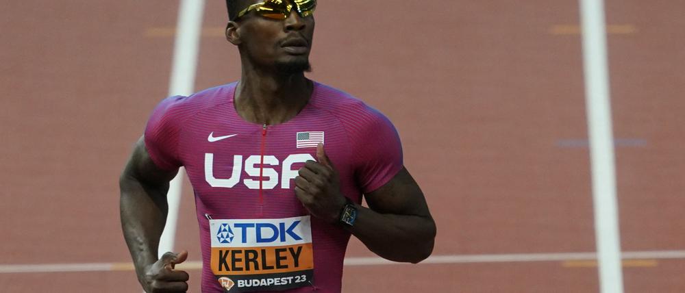 Der frühere 100-Meter-Weltmeister Fred Kerley wurde wegen eines Verstoßes gegen die Meldepflichten suspendiert.