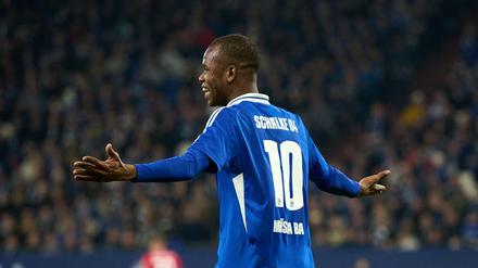 Pape Meïssa Ba bleibt zunächst auf Schalke. 