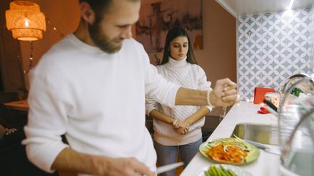 Selbst kochen und zu Hause essen, ohne dafür einkaufen zu müssen. Das ist das Versprechen von HelloFresh.
