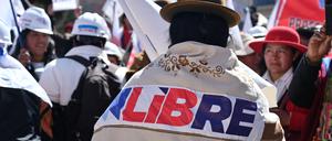 Liberale Konzepte wie die von Argentiniens Präsident Milei sind in Bolivien derzeit beliebt. Das Land steckt in einer politischen und wirtschaftlichen Krise.
