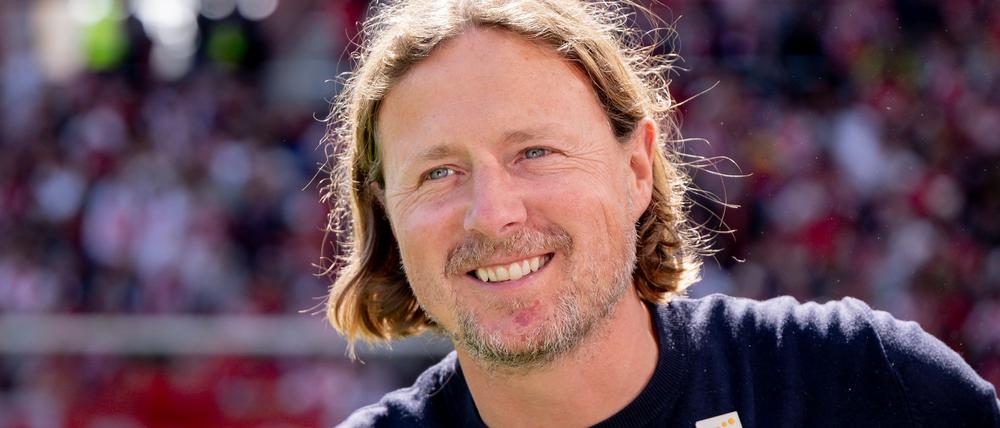 Trainer Bo Henriksen und der 1. FSV Mainz 05 treffen in den Playoffs der Conference League auf Rosenborg Trondheim. 