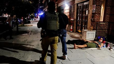 Angehörige der Nationalgarde gehen in Washington Streife. 