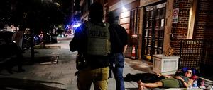 Angehörige der Nationalgarde gehen in Washington Streife. 