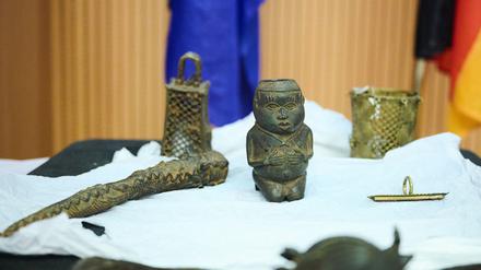 Benin-Bronzen liegen im Außenministerium in Abuja. (Archivfoto)