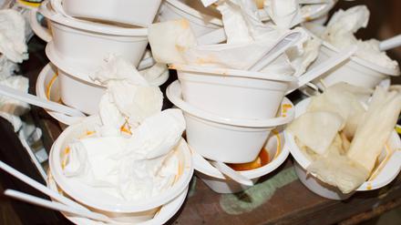 Noch immer gibt es keine Regeln gegen die Plastikflut.