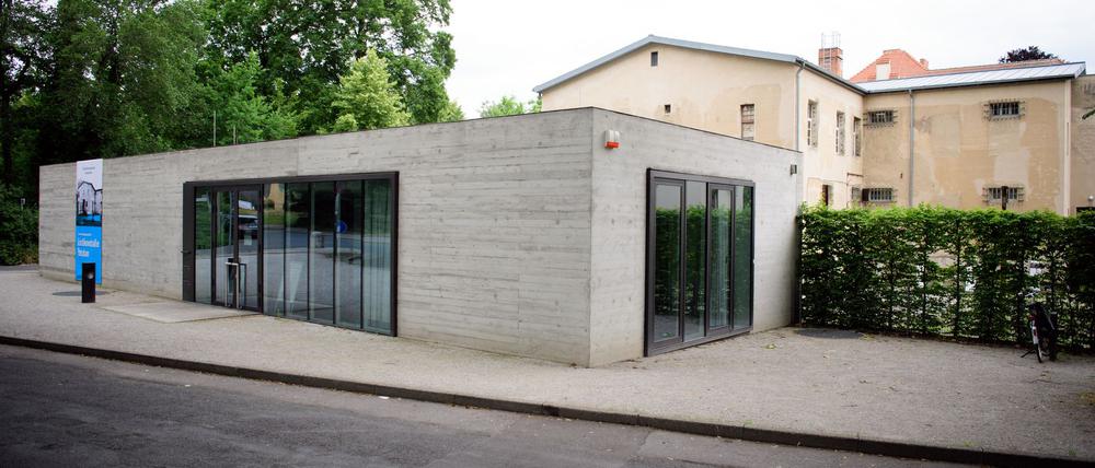 Jedes Jahr wird der Opfer des ehemaligen Untersuchungsgefängnisses gedacht. (Archivbild)