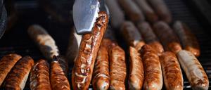 Woher kommt die älteste Bratwurst? Über die Frage wird seit vielen Jahren gestritten. (Archivbild)