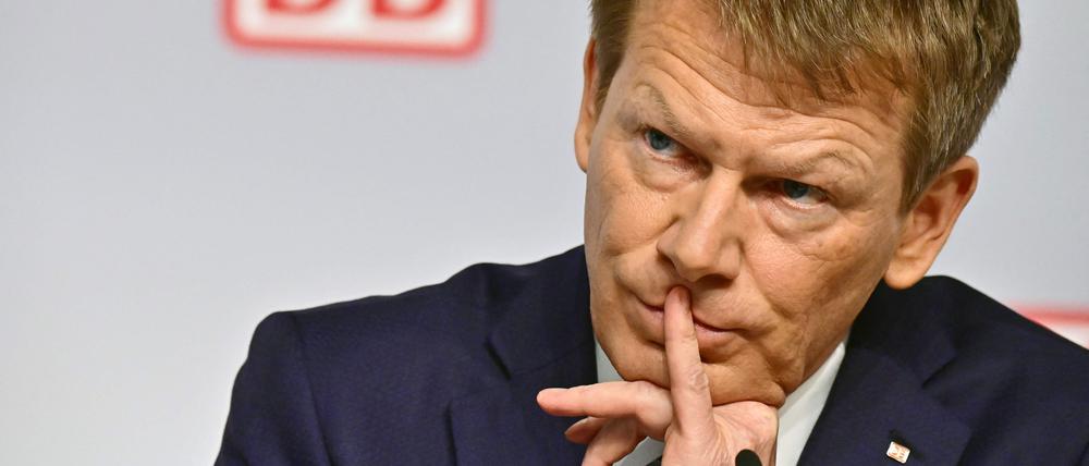 Hat bei der kriselnden Deutschen Bahn nie die Wende geschafft: der scheidende Vorstandschef Richard Lutz.