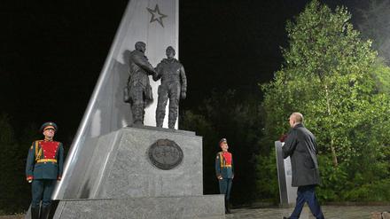 Kremlchef Wladimir Putin hat bei einem Zwischenstopp in Magadan im Fernen Osten Russlands eine Vielzahl an Terminen absolviert, bevor er sich mit US-Präsident Donald Trump in Alaska trifft.
