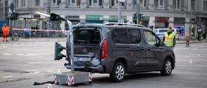 Verkehrsunfälle sind in Großstädten wie Berlin an der Tagesordnung - zumindest manche sind nach Einschätzung von Experten vermeidbar. (Archivbild)