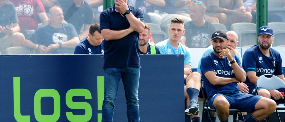 Kann nicht zufrieden sein: VfL-Coach Dieter Hecking.