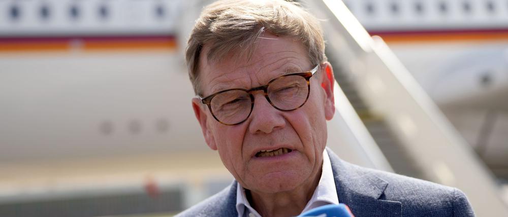 Außenminister Johann Wadephul (CDU) reist nach Japan und Indonesien. Auch dort wird die Lage in der Ukraine und der Umgang mit China eine große Rolle spielen.