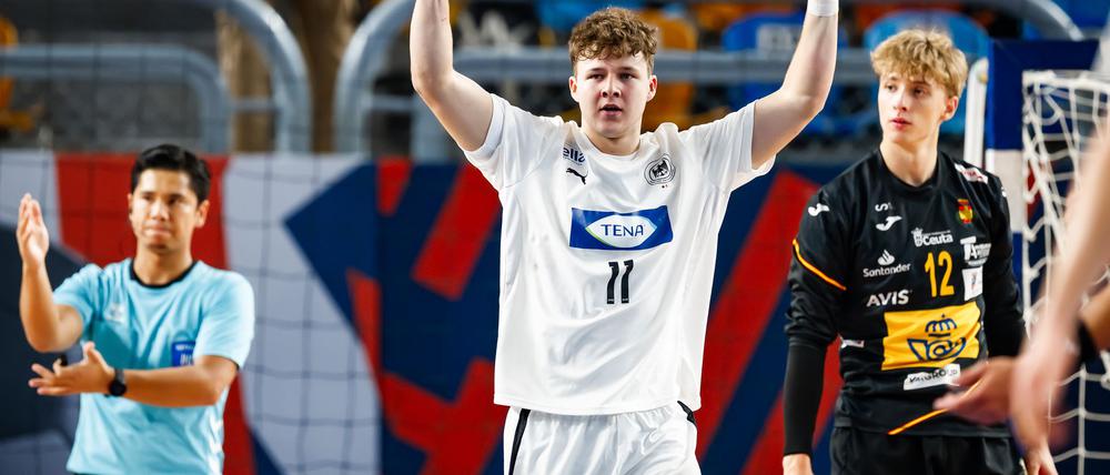Feiert den WM-Titel: U19-Handballer Bennet Strobel. 
