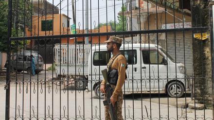 Viele der betroffenen Afghanen sitzen in Pakistan in Abschiebezentren