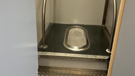 „Missoir“: Pissoir für Frauen im Neuen Palais in Potsdam.