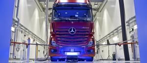 Daimler-Truck will seine Lastwagen in Senegal komplett zusammenbauen lassen.