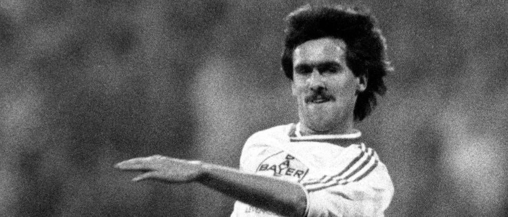 Dirk Schlegel spielte nach seiner Flucht bei Bayer Leverkusen.