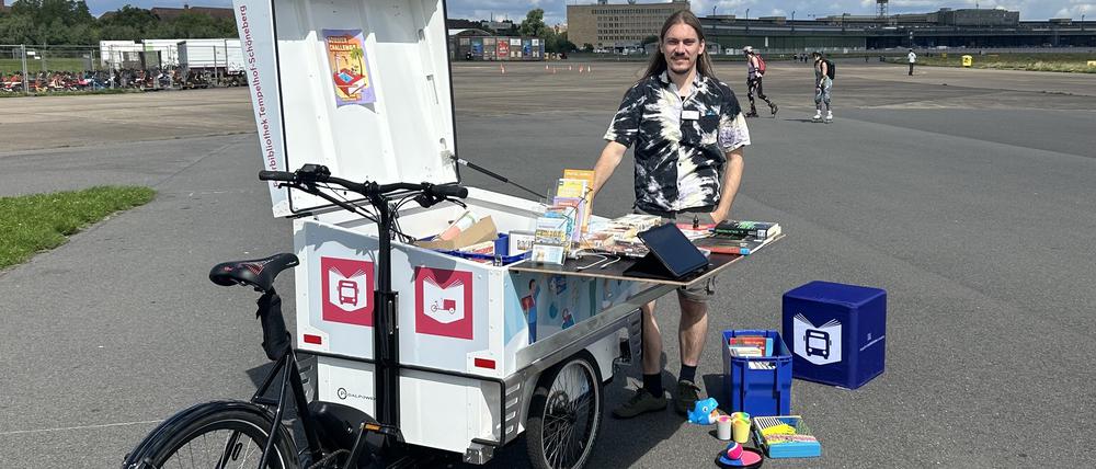Bibliotheksfahrrad der Stadtbibliothek Tempelhof-Schöneberg.
Foto: Alexander Conrad