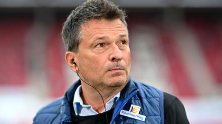 Christian Heidel ärgert sich weiterhin über die Ansetzung der Mainzer Erstrundenpartie bei Dynamo Dresden.