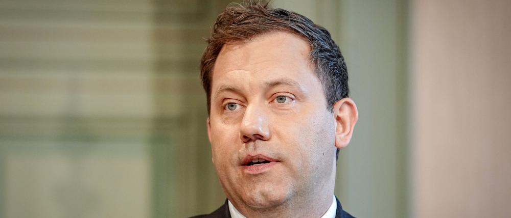 Lars Klingbeil (SPD), Bundesminister der Finanzen, Vizekanzler und SPD-Bundesvorsitzender, bei einer Pressekonferenz.