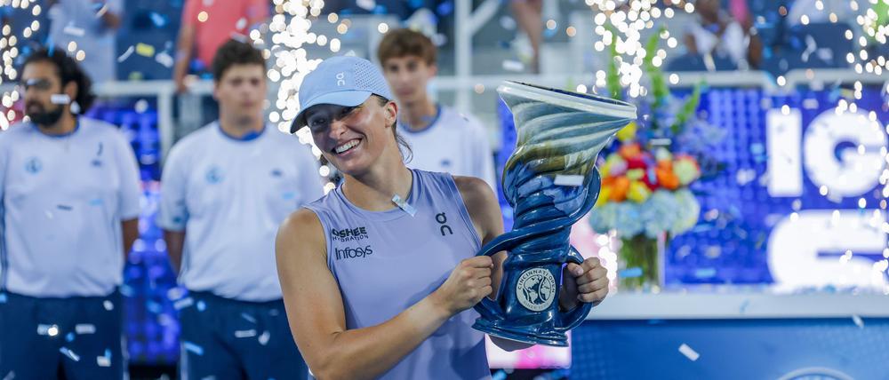 Iga Swiatek ist erstmals Siegerin beim Tennis-Turnier in Cincinnati.