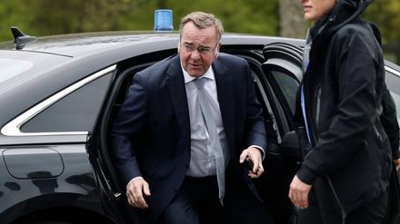 Verteidigungsminister Boris Pistorius ist viel mit dem Dienstwagen unterwegs.