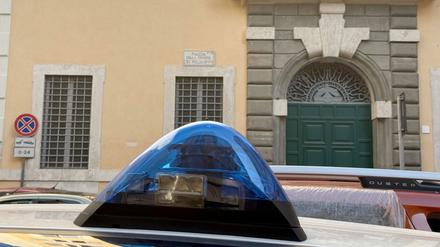 In Italien wurde eine Frau aufgrund eines europäischen Haftbefehls festgenommen, die nun nach Deutschland ausgeliefert werden soll. (Symbolbild)