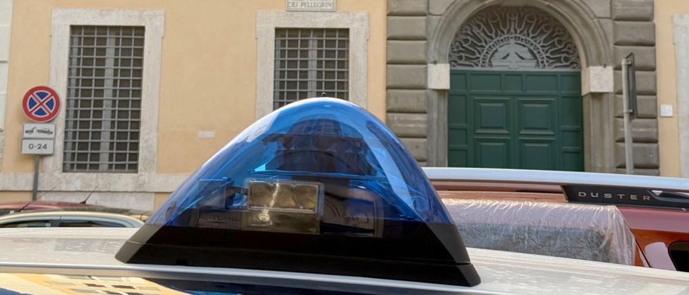 In Italien wurde eine Frau aufgrund eines europäischen Haftbefehls festgenommen, die nun nach Deutschland ausgeliefert werden soll. (Symbolbild)