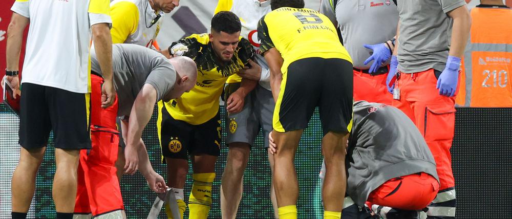 Yan Couto nach dem groben Foul von Essens Profi Owusu.