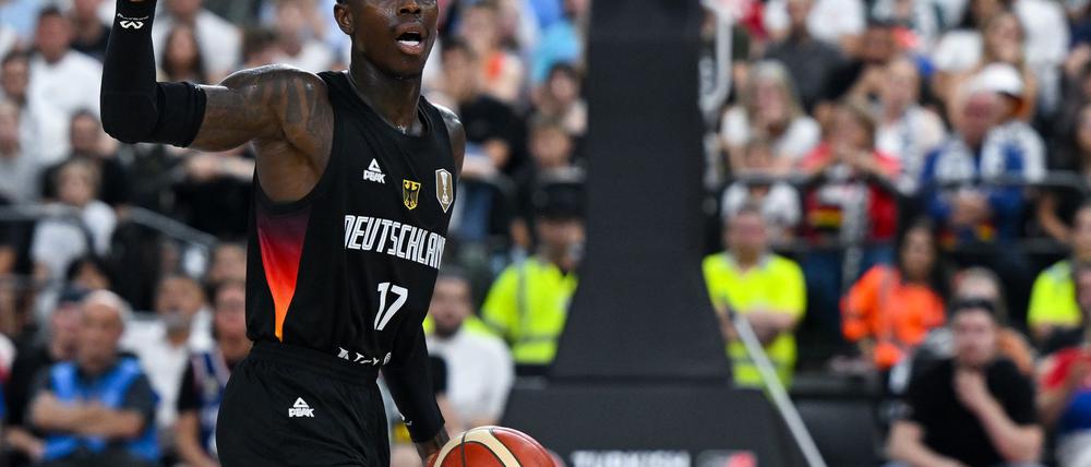 Dennis Schröder ziegt Vergleich mit Dirk Nowitzki.