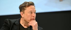 Elon Musk in Cannes
