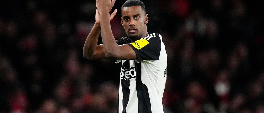 Alexander Isak macht seinem Club Newcastle United schwere Vorwürfe.