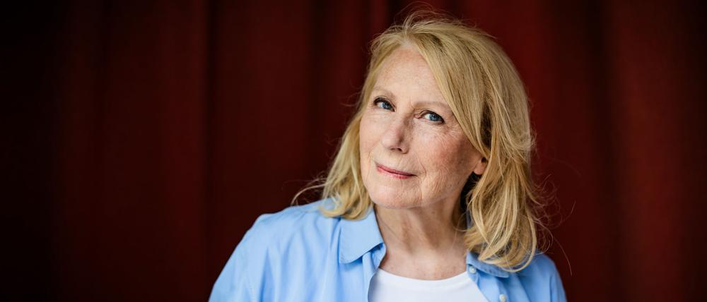 Kabarettistin Maren Kroymann setzt sich für mehr Sichtbarkeit von Frauen in Film und Fernsehen ein. Für ihren Einsatz hat sie den Verdienstorden des Landes bekommen.