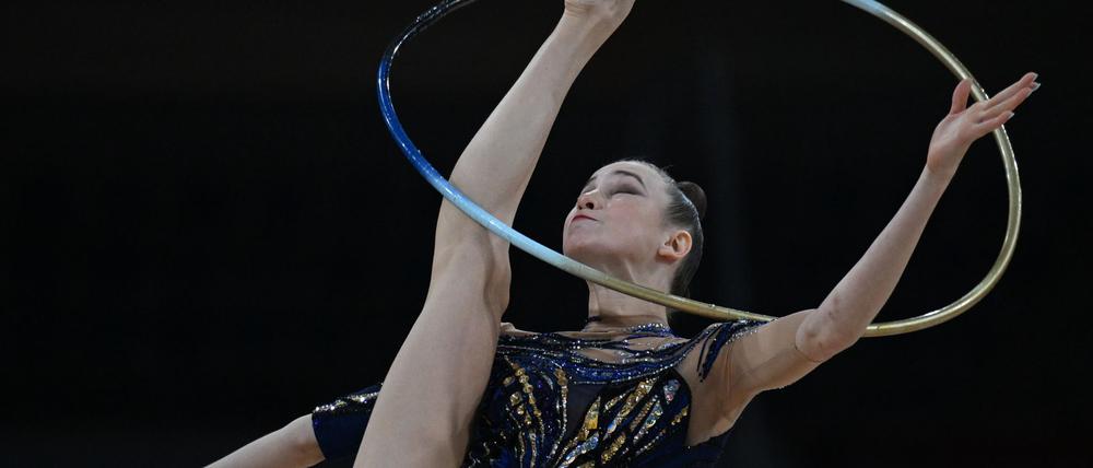 Virtuos mit dem Reifen: Darja Varfolomeev.