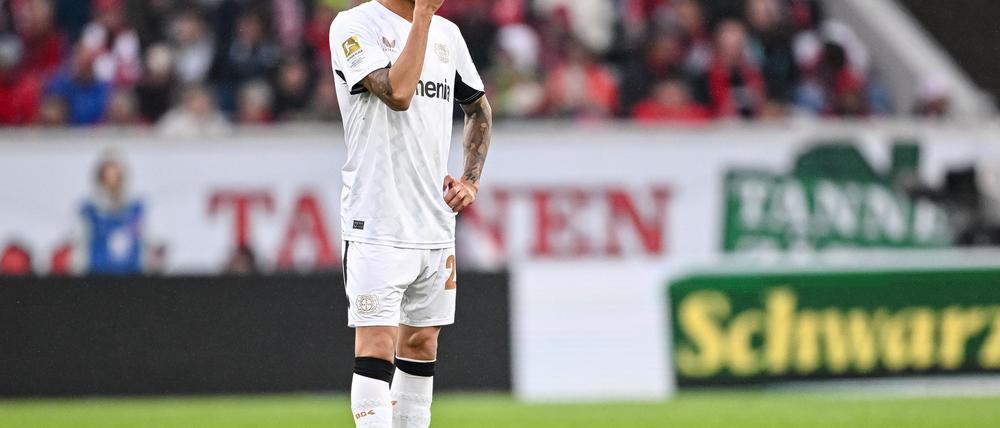 Bayer Leverkusen will Exequiel Palacios nicht verkaufen.