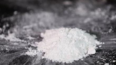 In einer gemeinsamen Operation der griechischen und deutschen Polizei ist eine international agierende Drogenbande zerschlagen worden. 