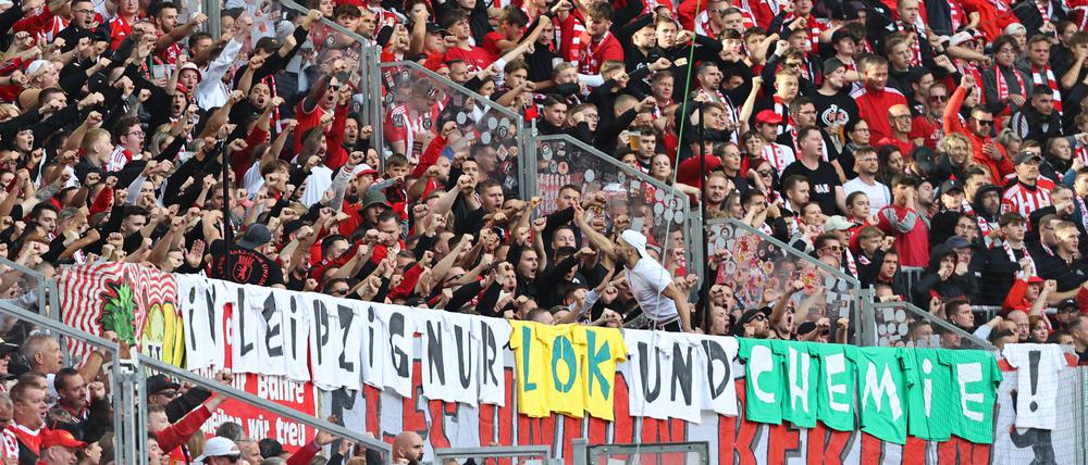 Höchst umstritten – von vielen Fußballfans wird RB Leipzig nicht akzeptiert.