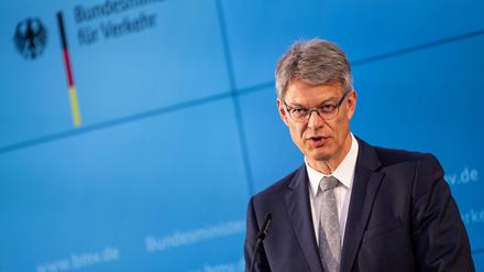 Bundesverkehrsminister Schnieder ist zuversichtlich, bald einen neuen Bahnchef beziehungsweise eine neue Bahnchefin präsentieren zu können.