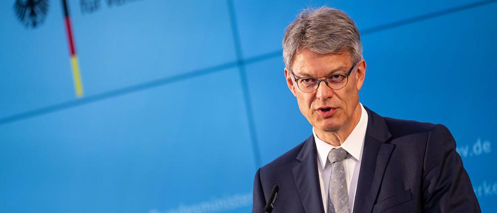 Bundesverkehrsminister Schnieder ist zuversichtlich, bald einen neuen Bahnchef beziehungsweise eine neue Bahnchefin präsentieren zu können.