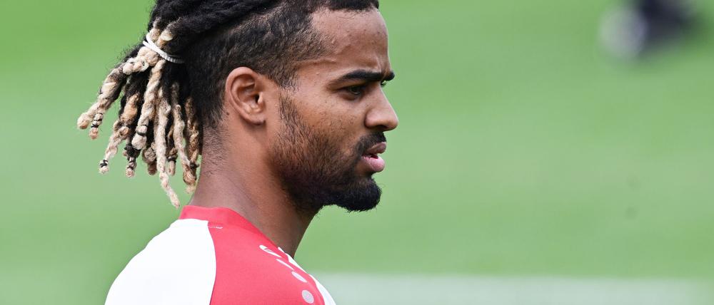 Fehlt dem VfB am Samstag wegen einer Sperre: Neuzugang Lorenz Assignon.