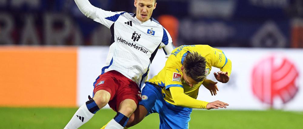 Wechselt nach Kanada: Sebastian Schonlau (l).
